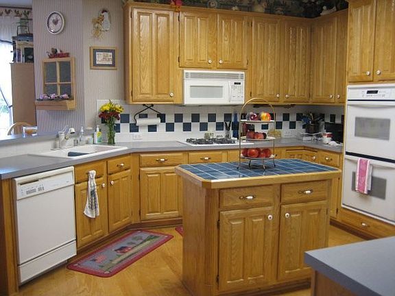 Large kitchen