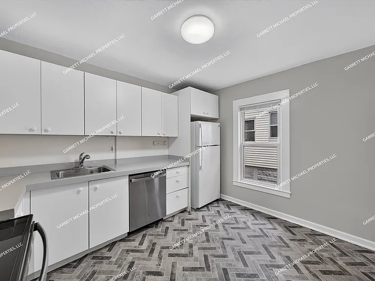 2322 Fordham St — Photo 14