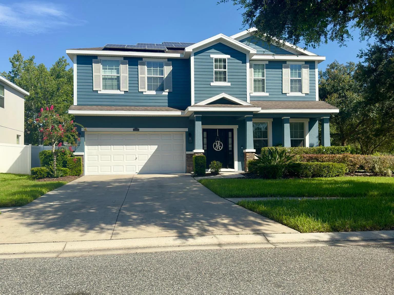 5 bed, 3.5 bath, 2710 sqft, $3,100 — Photo 1