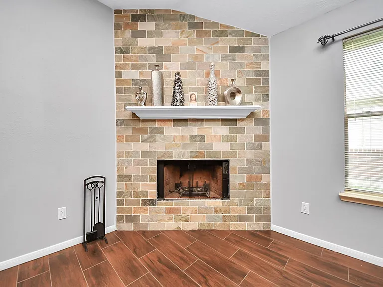 16215 Cypress Trace Dr — Photo 8