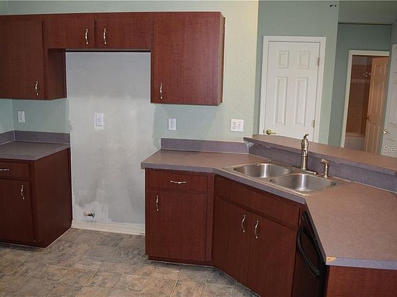 3rd image of 8668 Pebblebrooke Way