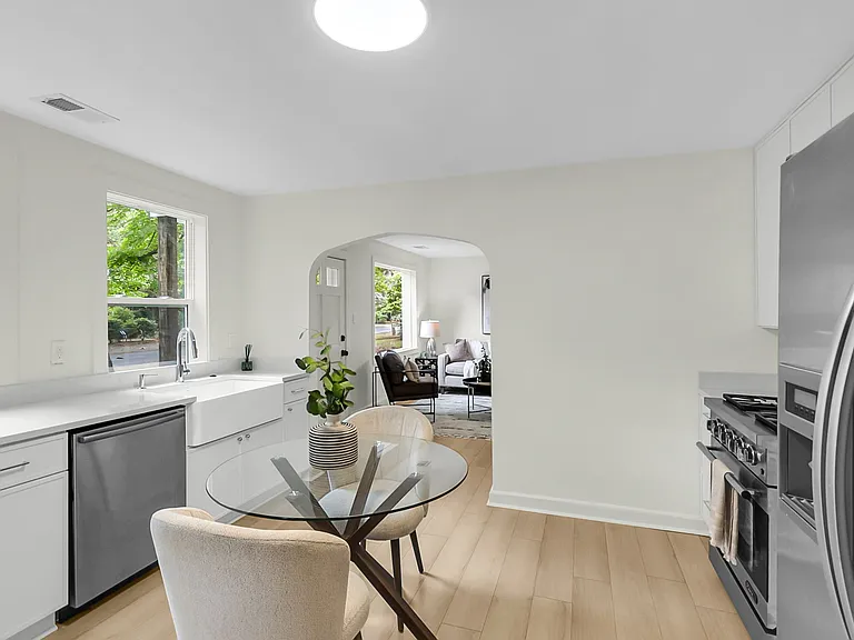 4412 Holmes Ave — Photo 18