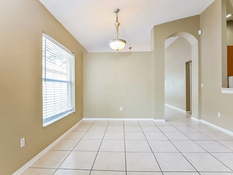 2113 Carpathian Dr — Photo 5