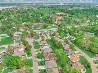 6671 Kingston Cove Ln, Willis, TX 77318