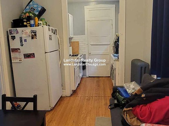 3rd image of 3123 N Milwaukee Ave #2A