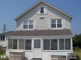 633 Fairfield Beach Rd, Fairfield, CT 06824