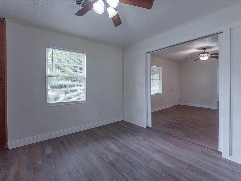 5206 Avenue M — Photo 21