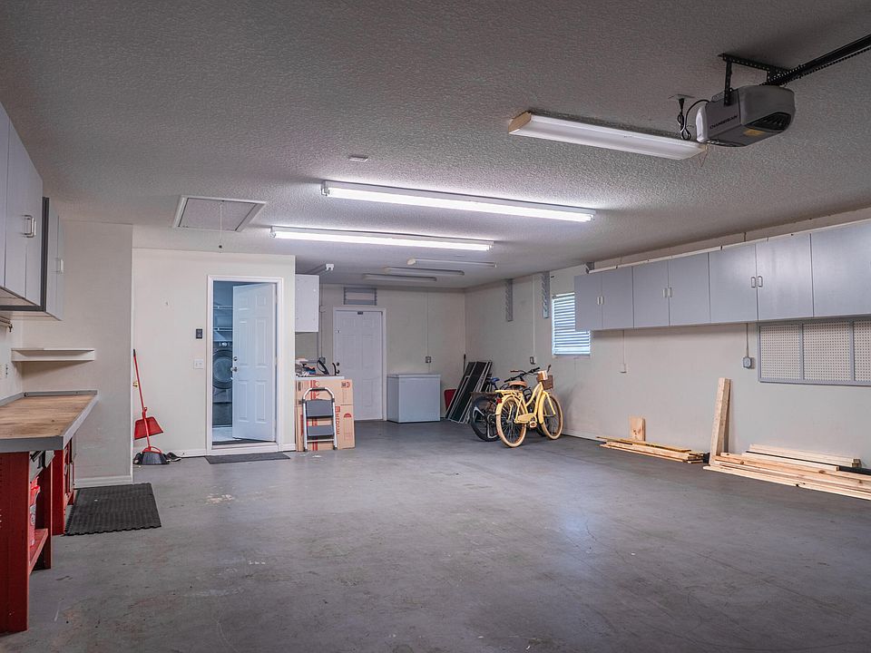 1st image of 5264 SE 42nd Street