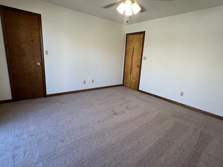 5322 Indiana St #4 — Photo 8