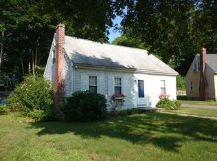 12 Bryant Rd, West Roxbury, MA 02132