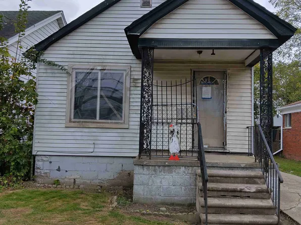 13886 Pinewood St, Detroit, MI 48205