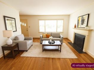 405 Holiday Rd, Lexington, KY 40502