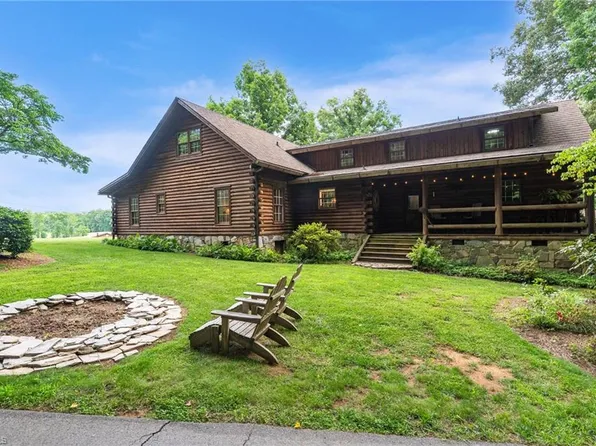 2257 Smith Farm Rd, Thomasville, NC 27360