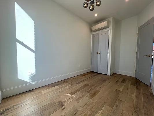 Rented by openigloo | media 9