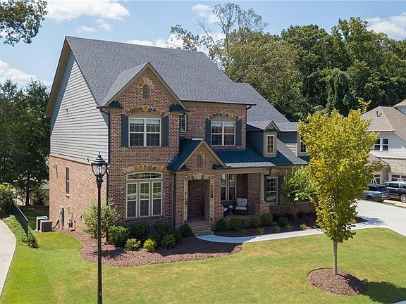 2nd image of 219 Johnston Farm Ln