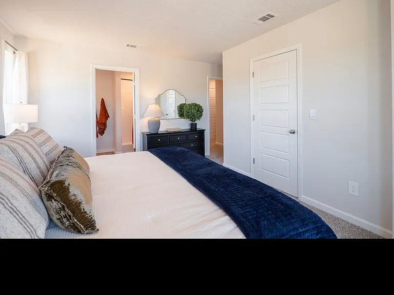 Bemiss Springs Dr — Photo 11