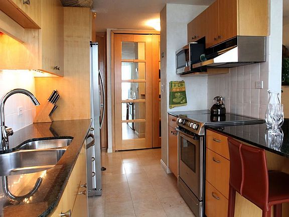 5th image of 5100 N Marine Dr APT 10B
