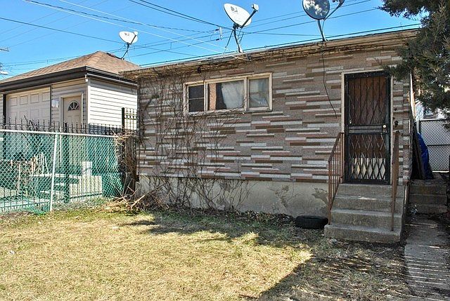 1st image of 3633 S Wolcott Ave