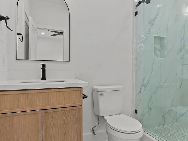 3348 Sauer St — Photo 17