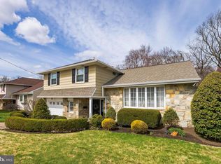 9714 Wynmill Rd, Philadelphia, PA 19115