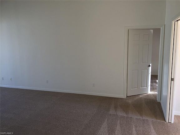 3rd image of 76 4th St APT 13-202