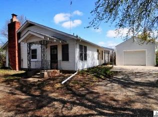 2123 NE 39th St, Topeka, KS 66617