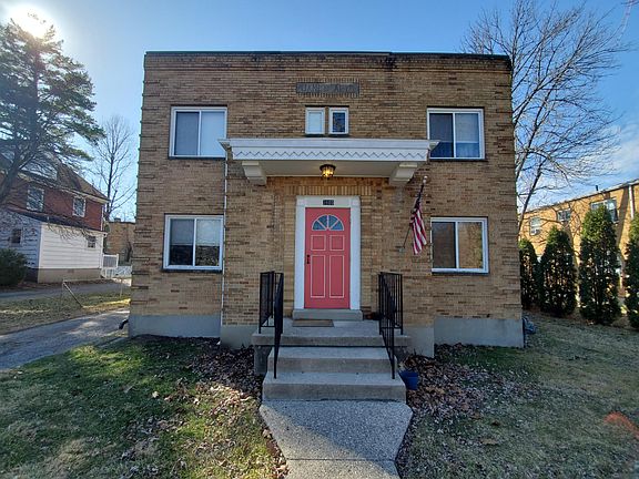 4th image of 2605 Hilton Dr Unit 4