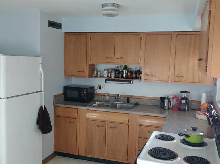 161 W Como Ave #D — Photo 10