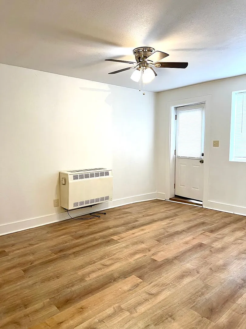 32 Brookside — Photo 4