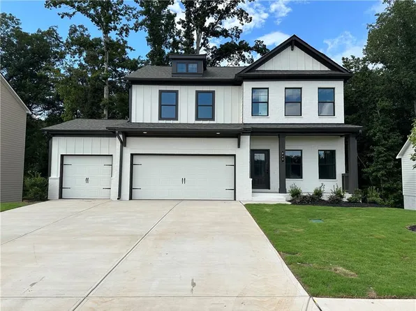 740 Winding Rose Dr, Hoschton, GA 30548