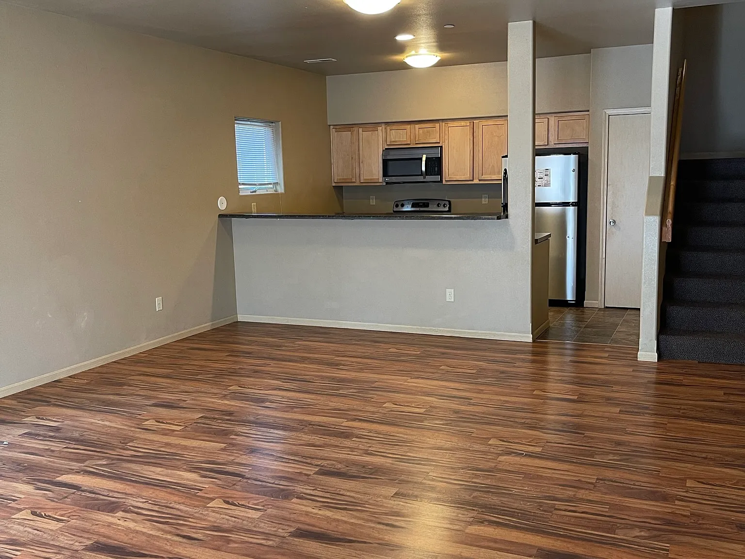 3 bed, $2,199 — Photo 4