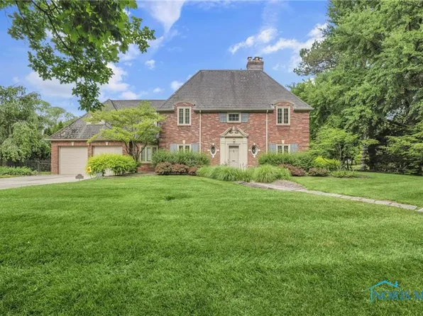 2461 Barrington Dr, Toledo, OH 43606