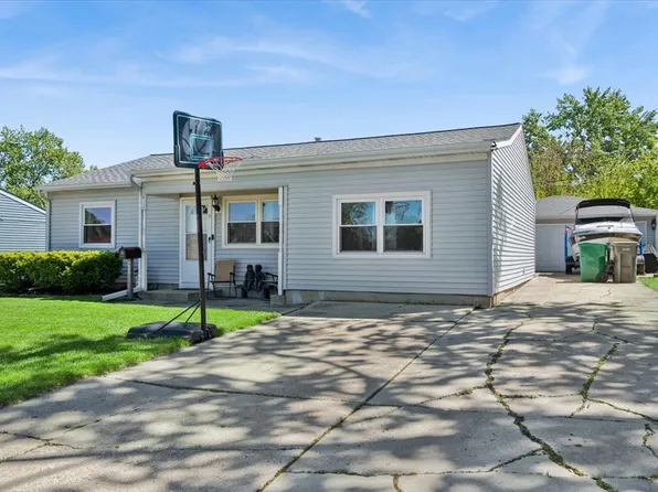 411 Tallman Ave, Romeoville, IL 60446
