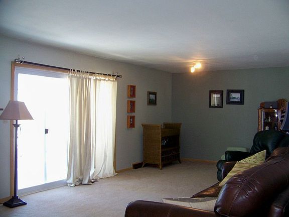 2nd image of 162 Normandy Dr