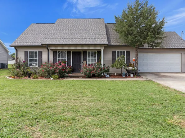 1517 Passage Dr, Murfreesboro, TN 37130