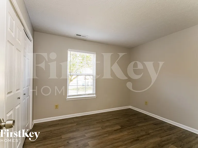 20839 Summitt Rd — Photo 10