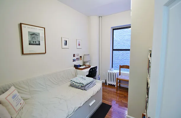 Rented by Julianna Realty Corp | media 13