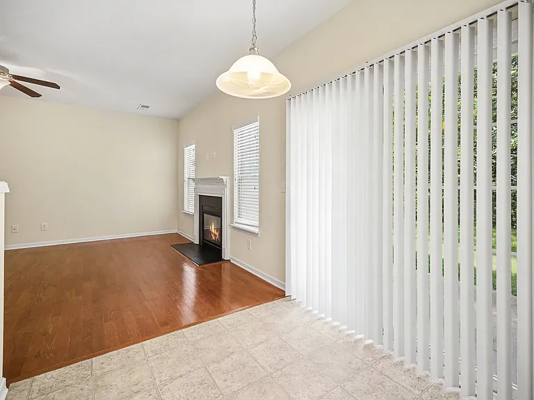 13809 Singleleaf Ln — Photo 6