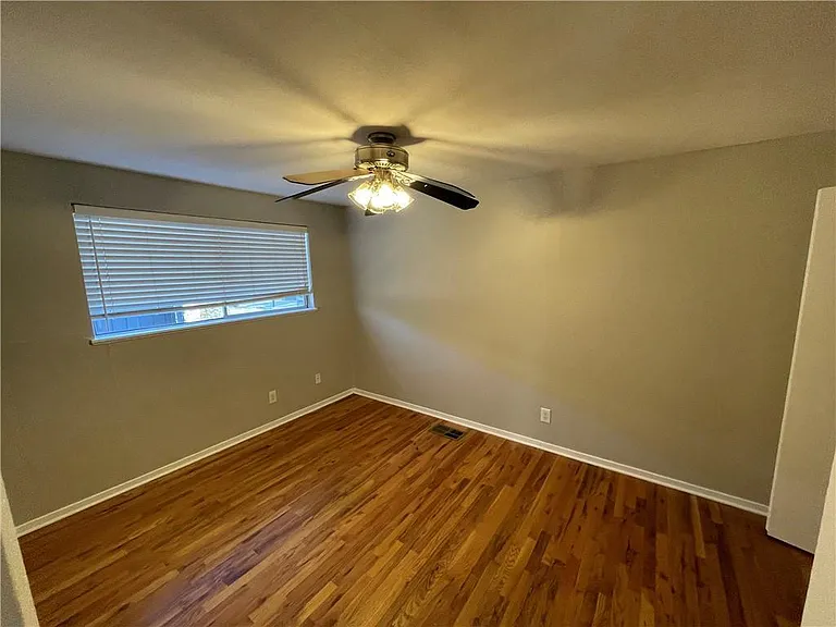 610 Franklin Blvd #A — Photo 10