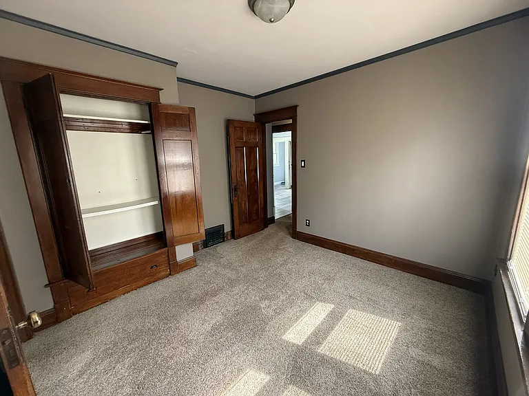 5827 W Wisconsin Ave — Photo 18