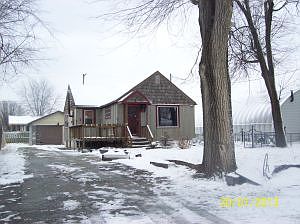 1st image of 310 Oak St
