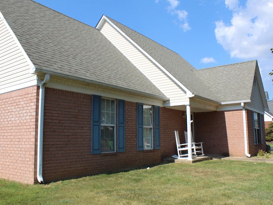 2nd image of 115 Woodshire Ln