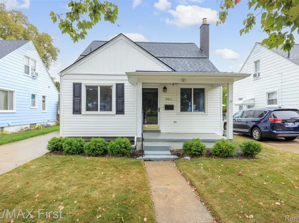 2011 E Hudson Ave, Royal Oak, MI 48067