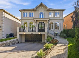 571 Old Orchard Grv, Toronto, ON M5M2H2
