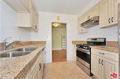 1st image of 1114 S Sherbourne Dr