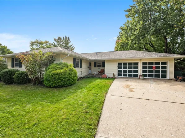 2260 Copley St, Aurora, IL 60506