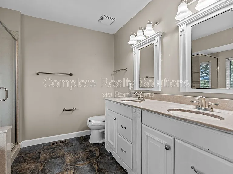 16610 Green Needle Ct — Photo 42