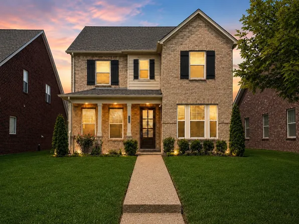 152 Calm Waters St, Franklin, TN 37064