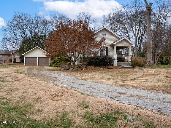 2nd image of 1711 Leconte Dr