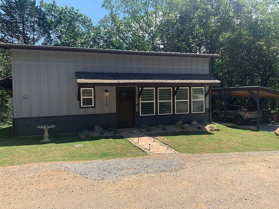 2nd image of 210 Black Forest Dr